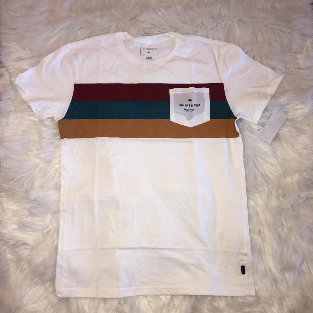 Quicksilver Shirt Sleeve Tee Size Small w Pocket